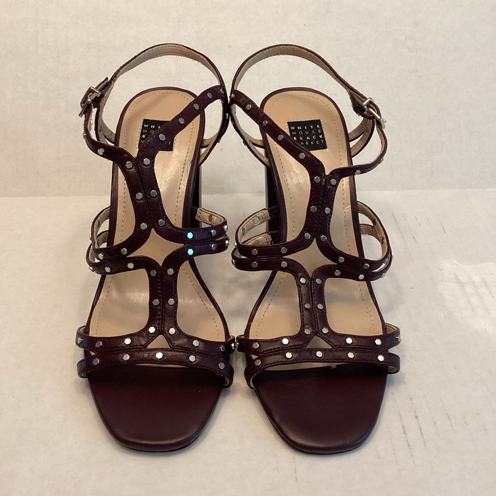 NWT White House Black Market plum leather strappy chunky heeled sandals. Size 7p